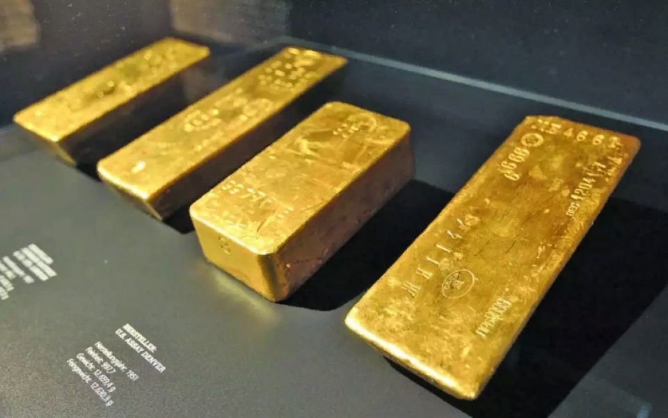 المصرف المركزي الألماني يكشف مخزونه من الذهب المقدر بـ117 بليون يورو