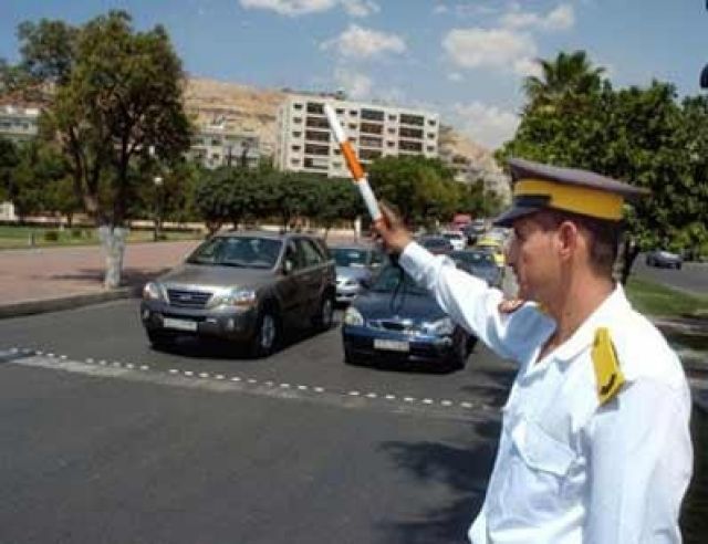 بعد تجربة فاشلة..  النقل تدرس إعادة النظر بقانون السير وإلغاء النقاط