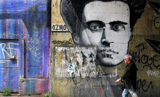 غرامشي: حضور الأب الغائب