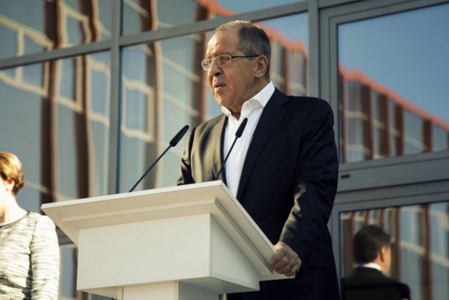 لافروف: سوتشي داعم لجنيف