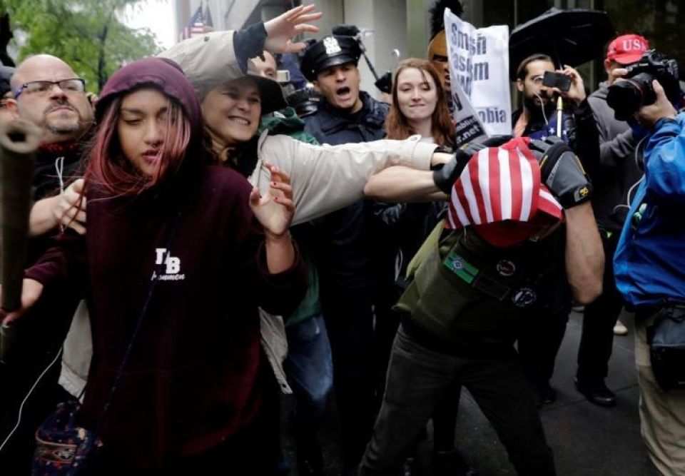 2017  وداعاً للهيمنة الأمريكية...  أهلاً بإرادة الشعوب!