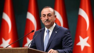 أوغلو: نخطط لعقد لقاء مع وزيري خارجية سورية وروسيا