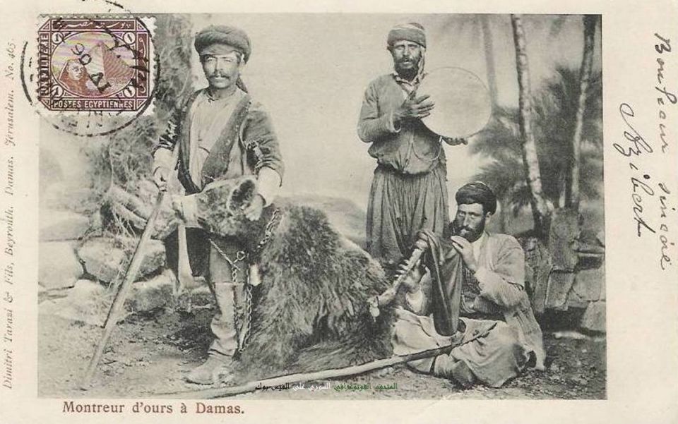 &laquo;لعيونك يا مدعوم&raquo;.. وزير ومحافظ يتجاوزان مرسوماً جمهورياً  بحجج واهية: جرّة قلم جعلت من مسجد.. مسكناً!