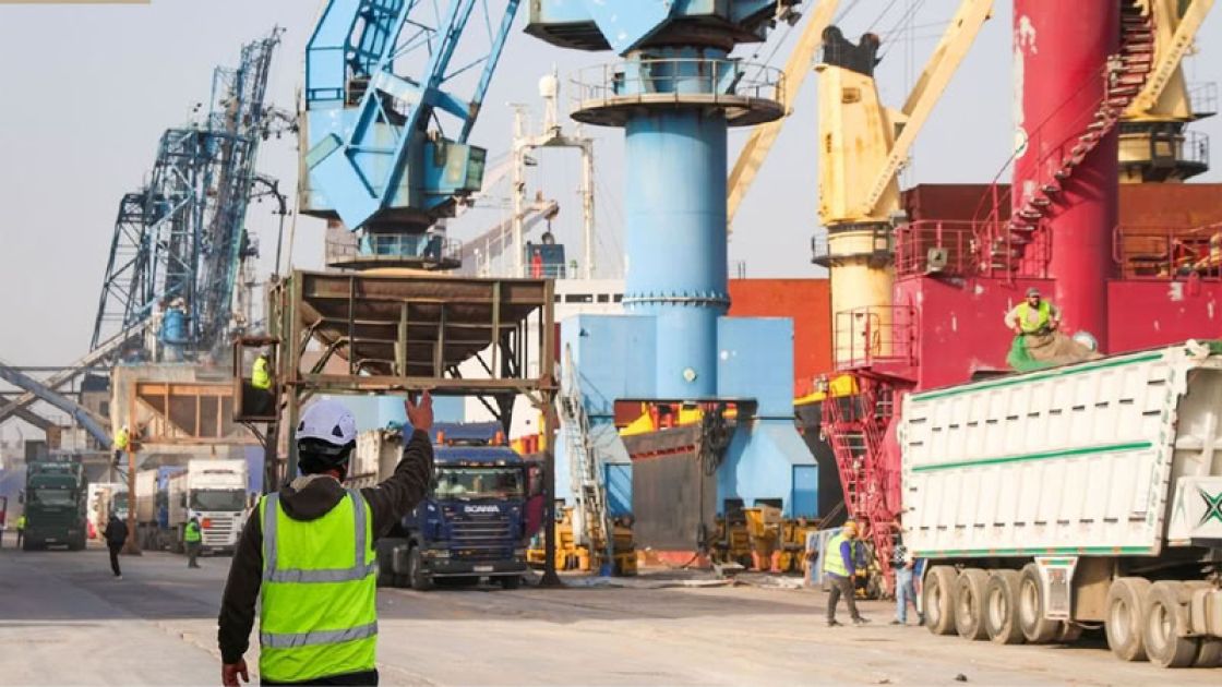 ترميم واجهة القطاع الصناعي بحديثٍ عن أرقام &laquo;ورقية&raquo; كبيرة!