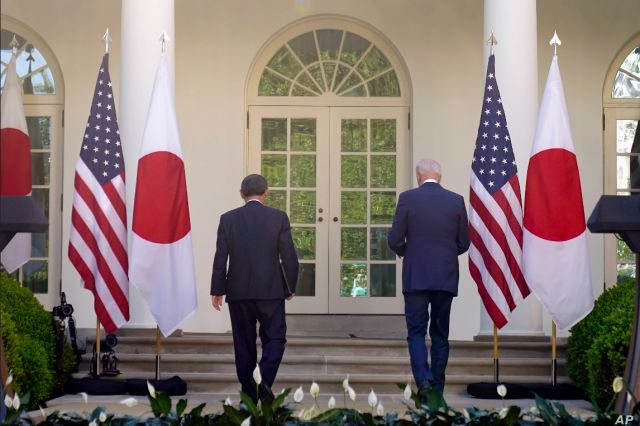 رهان اليابان... حاملة طائرات واشنطن!