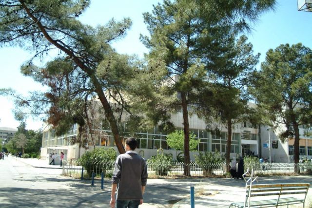 طلاب السكن الجامعي: هذا حالنا منذ سنوات عمال مضربون.. مكتبات مهجورة.. غرف مؤجرة..