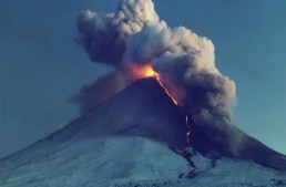 غبار كامتشاتكا يغطي القطب الشمالي