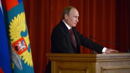 بوتين: لم يكن بوسعنا ترك سكان القرم في وجه المتعصبين الأوكرانيين