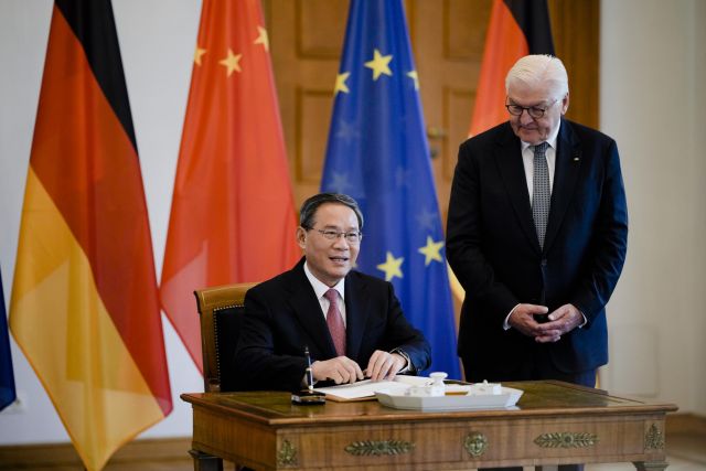 أوروبا وبريطانيا بين الحاجة للصين والخوف من الاعتراف