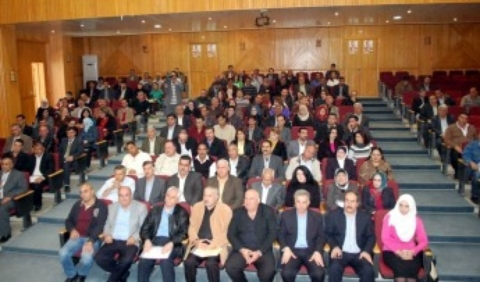 !!لمؤتمرات العمالية في دير الزور الفساد على قدم وساق.. والحقوق تُؤخذ ولا تعطى