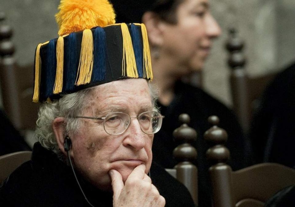 برغي &laquo;أحمر&raquo; في الدبّابة الإمبريالية... تشومسكي مثالاً