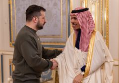 السعودية تزوّد كييف بمولّدات كهربائية ومواد إغاثية