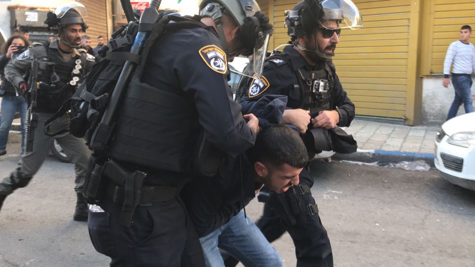 الاحتلال يواصل الاعتقالات في الضفة والقدس واقتحام الأقصى بحماية شرطته