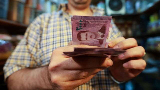 ما الدور الذي تلعبه الليرة اليوم؟  وهل تستطيع الحفاظ عليه؟