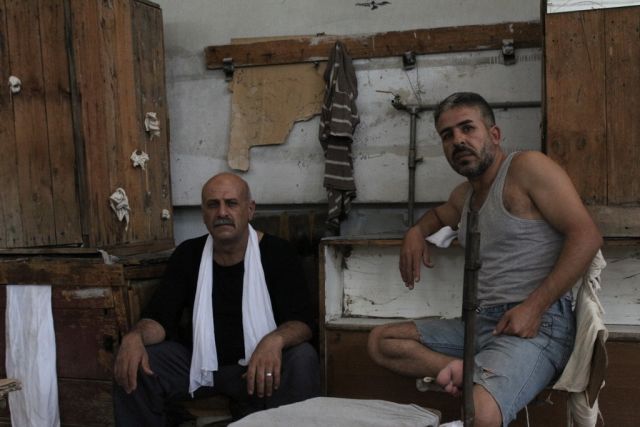 عقد العمل تحت الاختبار