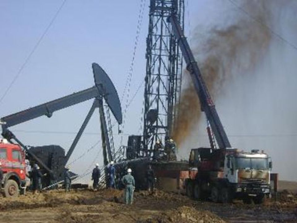 650 مليار ليرة الفاتورة النفطية... والفساد يبتلع أكثر من 800 مليار ليرة سنوياً