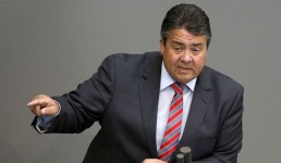 وزير الاقتصاد الألماني يدعو إلى فدرلة أوكرانيا