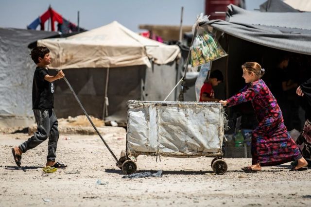 دور الدولة القوي... ممر إلزامي لمواجهة فقر السوريين