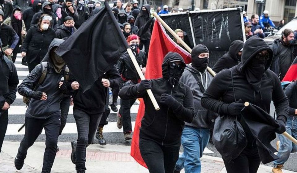 أوكرانيا و&laquo;اليسار الاسمي&raquo; الغربي