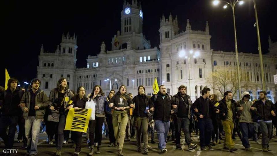 إضراب 60 ألف من عمال الطيران في إسبانيا