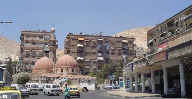 أهالي جادة الحسينية لمحافظ دمشق: هذا «عنواننا» بالتفصيل!