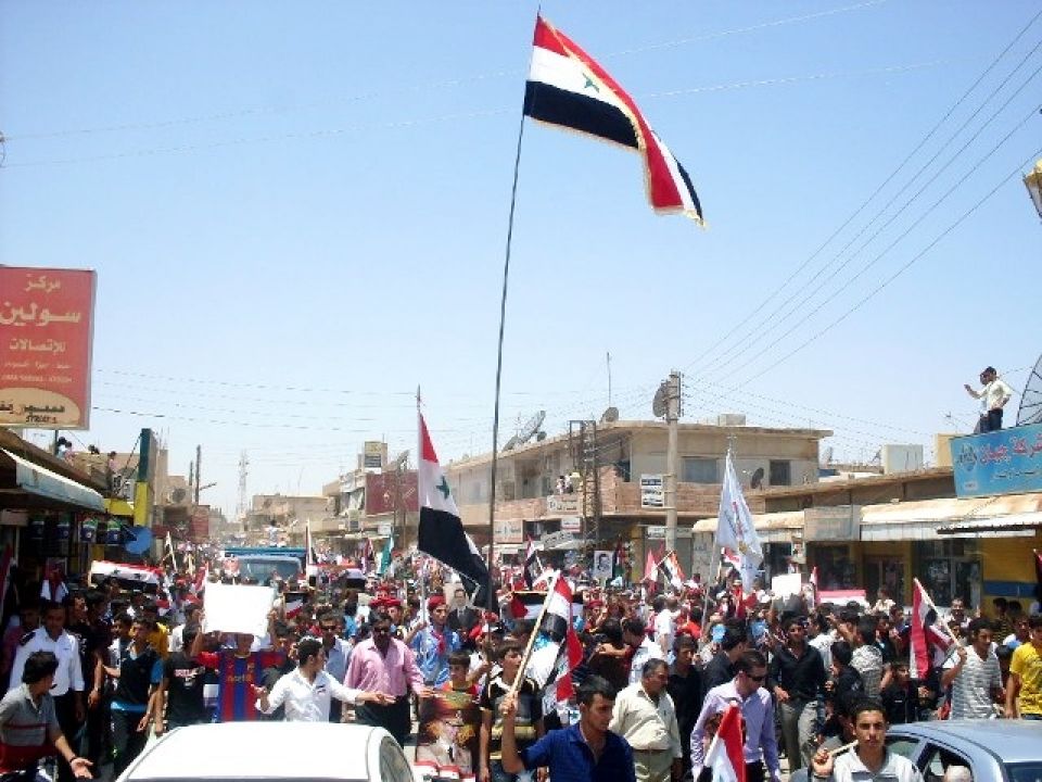 سيفٌ.. فليشهر