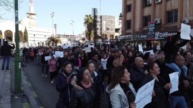 انعكاسات التسريح التعسفي على الظواهر السلبية والواقع الاجتماعي