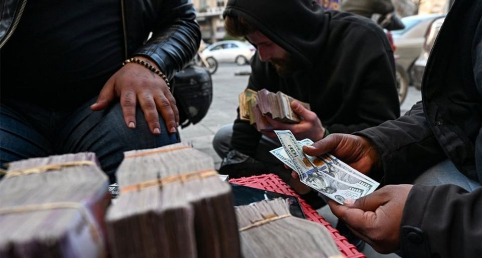 الاستفاقة المتأخرة للمصرف المركزي غير كافية