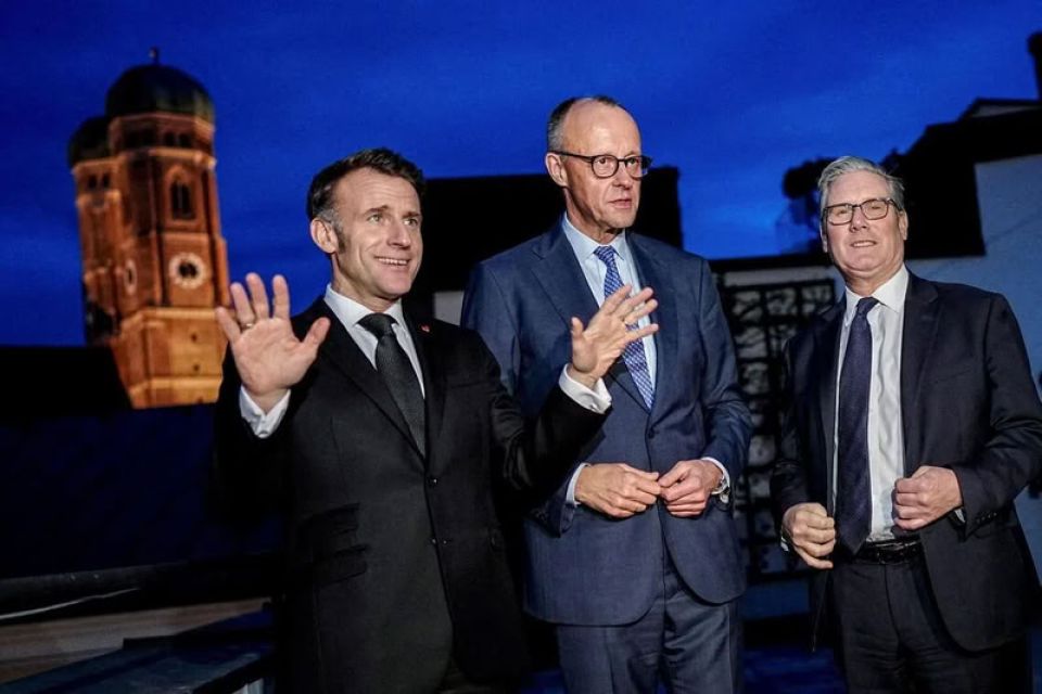 هل حان وقت توقف أوروبا عن إطلاق النار على قدميها؟