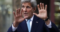 كيري: لسنا متورطين بالانقلاب.. وعليكم أن تضبطوا أنفسكم