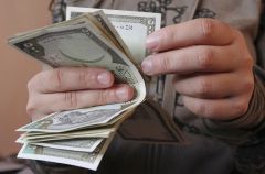 عاصفة الدولار..  بين شرارة الليرة التركية وطواحين كبار الفاسدين