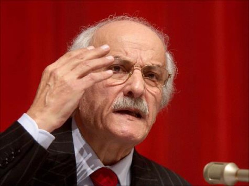 بين صوت فيروز وقصيدة النثر