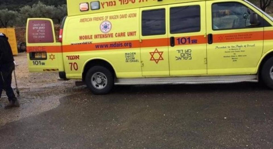 مقتل عنصر بشرطة الاحتلال دهساً وإصابة آخر خلال ملاحقة عمّال فلسطينيين