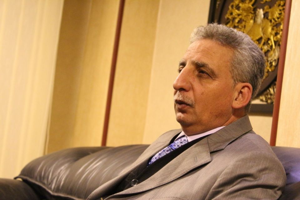 عرفات: 2254 يتطابق مع مصالح الناس