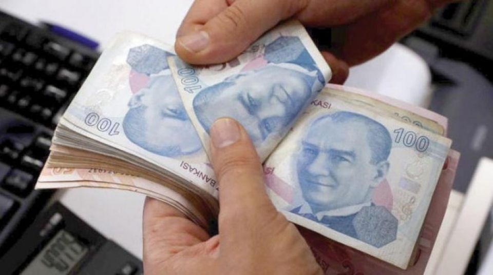 الأميركيون الأكثر طلباً للصكوك التركية... وتراجع الديون القصيرة الأجل