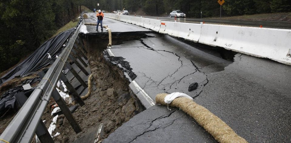 المجتمع العادل يُنشئ بُنىً تحتية جيدة