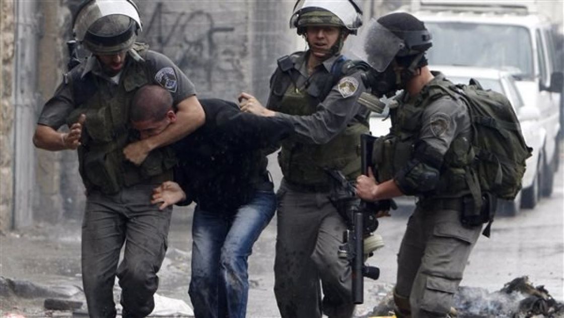 شرطة الاحتلال تعتقل 110 فلسطينياً في اللد وحيفا ويافا بسبب تصدّيهم لعصابات المستوطنين