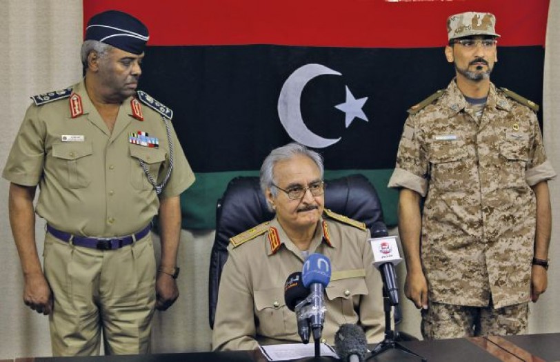 حفتر يؤدي اليمين قائدا عاما للجيش الليبي