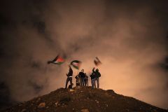 انضم أمس الجمعة 11 أسيراً في سجن "جلبوع" للإضراب المفتوح عن الطعام نصرة لرفاقهم الأسرى