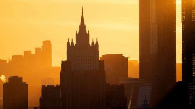 الخارجية الروسية: نحث واشنطن على وقف خنق فنزويلا اقتصاديا ودفعها إلى حرب أهلية