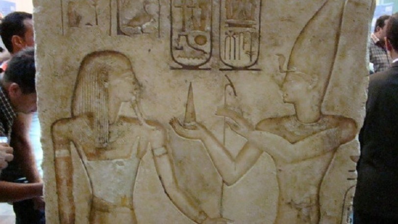 مصر تستعيد 720 تحفة أثرية