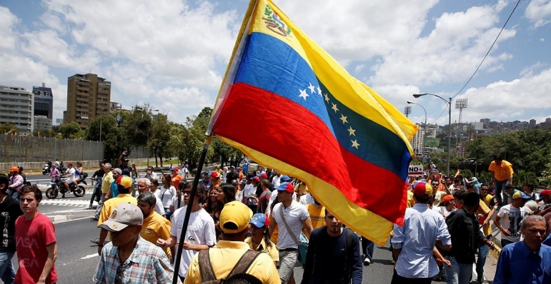 فنزويلا: واشنطن تسخِّن  «الحديقة الخلفية»
