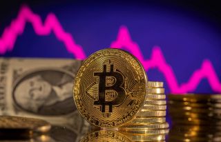 مع أنباء فوز ترامب: ارتفاع بورصة موسكو والبيتكوين وتراجع الذهب