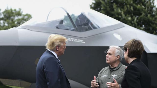 البنتاغون يوقف طلعات الشبح F-35