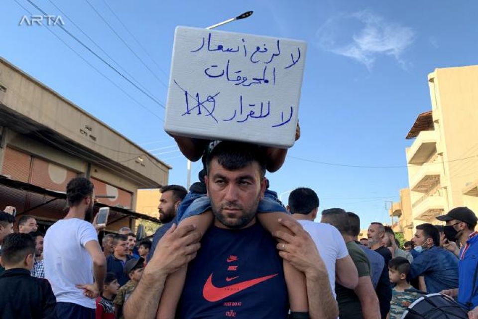 القرار 119 يخرج من باب المحتجين ويعود من شباك الفاسدين