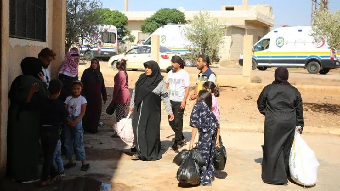 مأساة استمرار موجات النزوح... هروب جماعي من الموت إلى المجهول