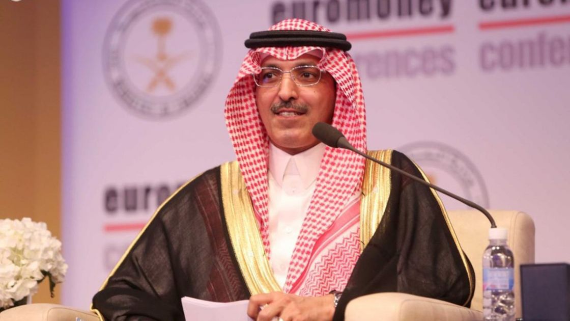 وزير المالية السعودي: منفتحون على التجارة بغير الدولار