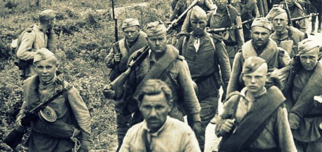 لم يكونوا أبطال هوليود