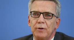 وزير الداخلية الألماني «يدق ناقوس الخطر»