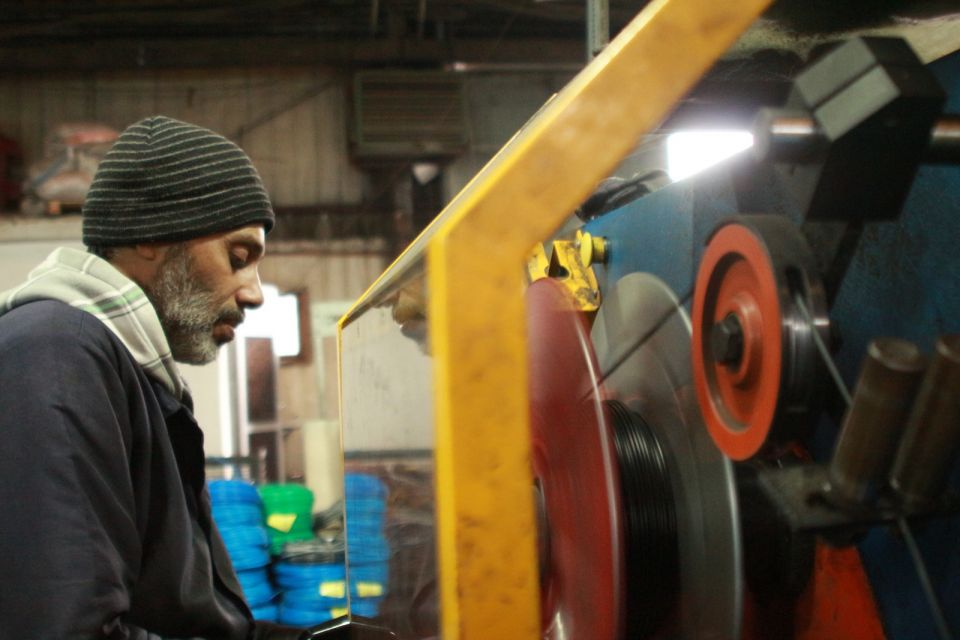 نريد قانون عمل دستوري